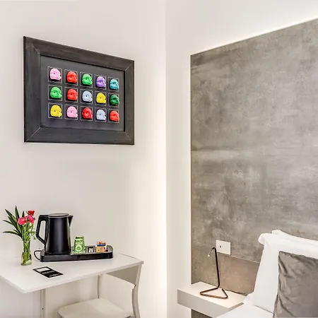 Gallery 4*